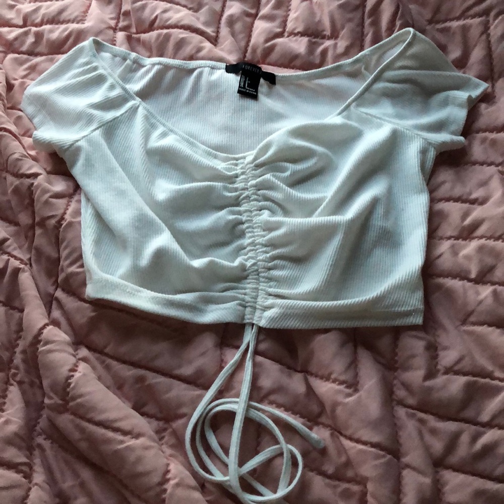White crop top FOREVER 21